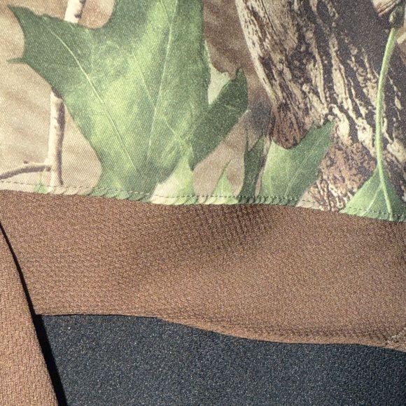 Under Armour Woodland Camo Polo / 3 buttons - Picture 3 of 5